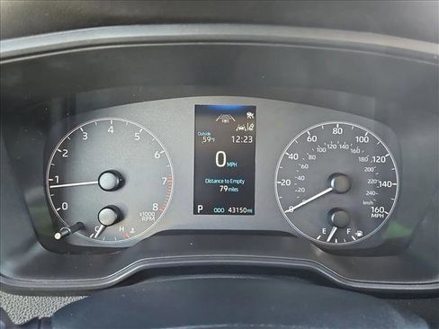 Used 2023 Toyota Corolla LE image 11