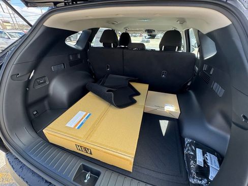 New 2026 Hyundai Tucson Blue SE AWD/4WD image 32