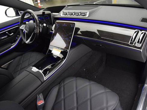 New 2026 Mercedes-Benz Maybach S 580 4MATIC image 15