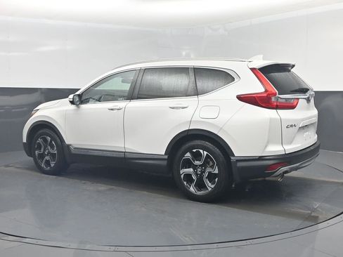 Used 2019 Honda CR-V Touring image 4