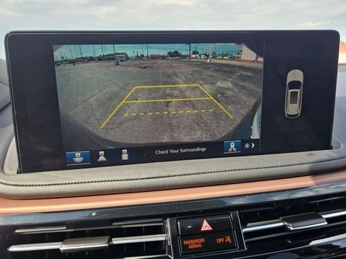 Certified 2025 Acura MDX FWD w/ Technology Package image 17