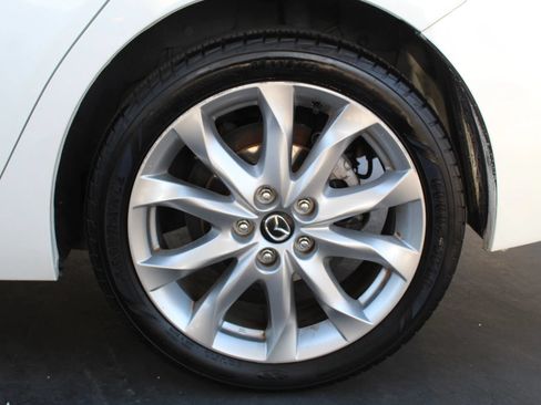 Used 2014 MAZDA MAZDA3 s Grand Touring w/ Technology Package FWD image 37
