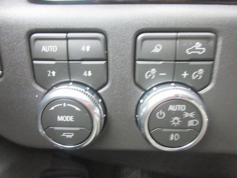 New 2026 GMC Sierra 1500 SLT w/ SLT Premium Plus Package image 17