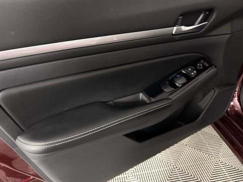 Used 2024 Nissan Altima 2.5 SL image 26