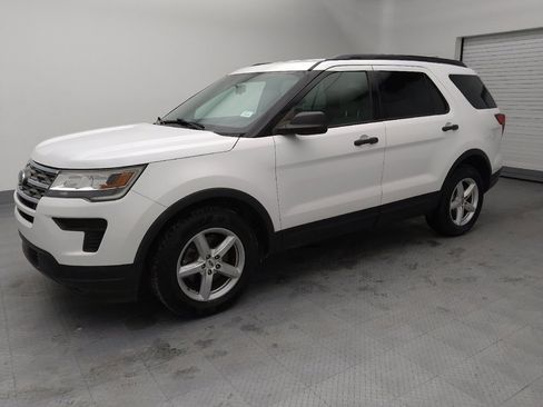 Used 2019 Ford Explorer w/ Class III Trailer Tow Package image 2