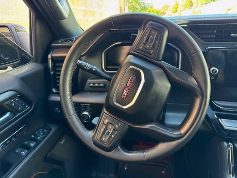 Used 2023 GMC Sierra 1500 AT4 w/ AT4 Premium Package AWD/4WD image 23