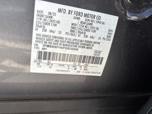 Used 2023 Ford Explorer Limited w/ Limited Technology Package AWD/4WD image 22