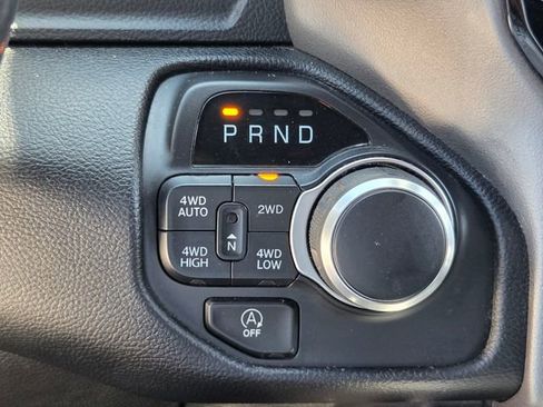 Used 2020 RAM 1500 Big Horn AWD/4WD image 19