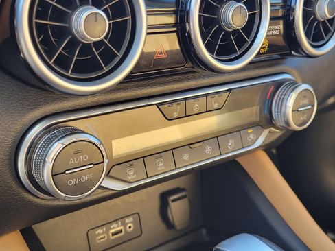 Certified 2022 Nissan Sentra SV w/ SV Premium Package image 30