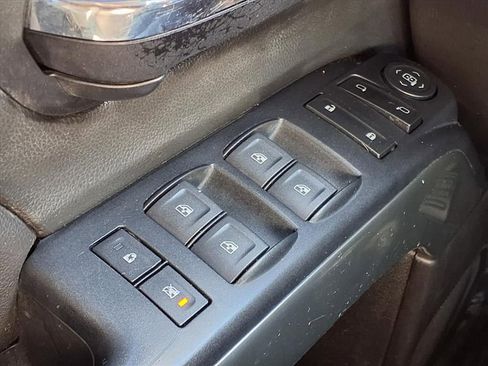 Used 2018 Chevrolet Silverado 1500 LT image 8