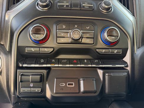 Used 2019 Chevrolet Silverado 1500 RST w/ All-Star Edition image 19