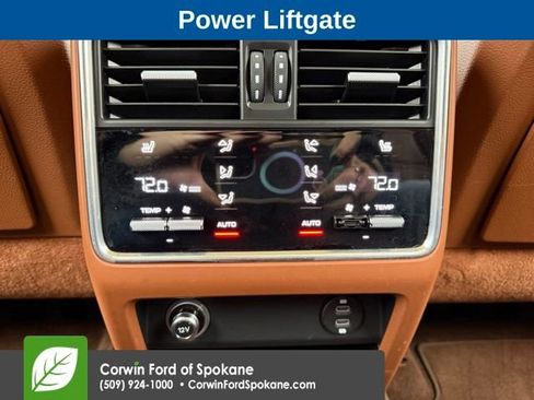 Used 2021 Porsche Cayenne S w/ Premium Package Plus AWD/4WD image 13