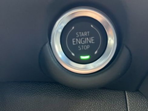 New 2025 Chevrolet Suburban Premier image 42