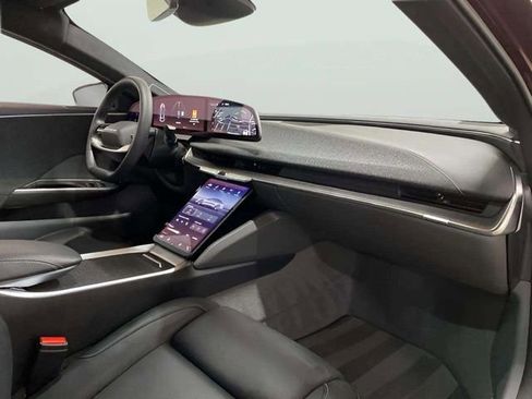 Used 2024 Lucid Air Touring image 65