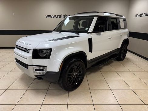 Used 2025 Land Rover Defender 110 S AWD/4WD image 3