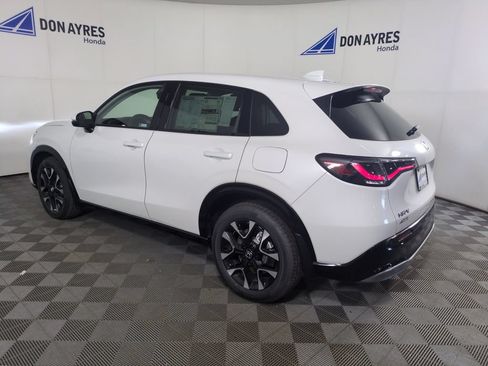 New 2027 Honda HR-V EX-L image 3
