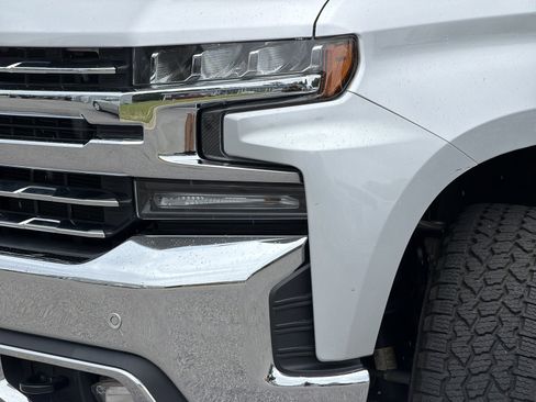 Used 2020 Chevrolet Silverado 1500 LTZ w/ LTZ Premium Package AWD/4WD image 8