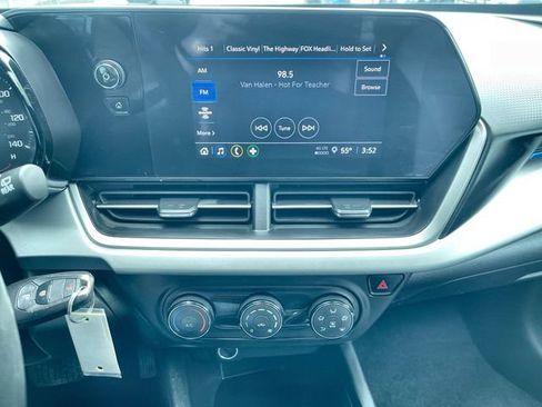 Certified 2024 Chevrolet Trax LS w/ Driver Confidence Package FWD image 13