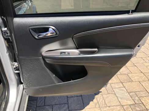Used 2018 Dodge Journey Crossroad AWD/4WD image 35