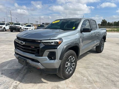 Used 2024 Chevrolet Colorado Z71 w/ Z71 Convenience Package 2 AWD/4WD image 1