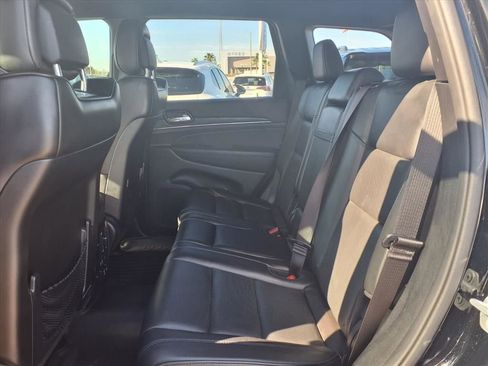 Used 2019 Jeep Grand Cherokee High Altitude RWD image 17