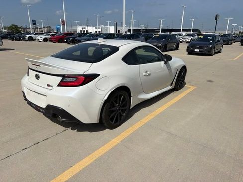 Used 2023 Toyota GR86 Premium w/ ALL Weather Mat Package (TMS) RWD image 6