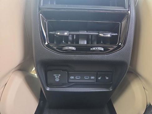 New 2026 Jeep Grand Cherokee Limited image 38