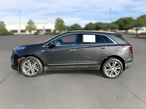 Used 2020 Cadillac XT5 Premium Luxury w/ LPO, Floor Liner Package image 3