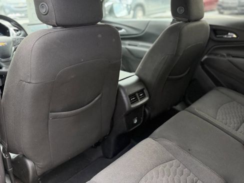 Used 2018 Chevrolet Equinox LT AWD/4WD image 17