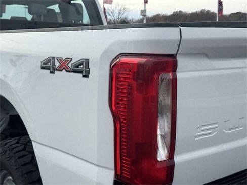 New 2026 Ford F350 XL w/ XL Off-Road Package image 12