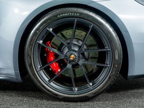 Used 2025 Porsche 911 Carrera 4 GTS image 13