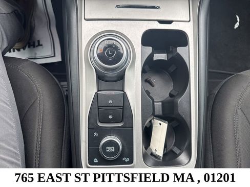 Used 2022 Ford Explorer XLT AWD/4WD image 23