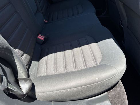 Used 2017 Ford Fusion SE FWD image 21