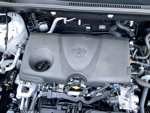 Used 2024 Toyota RAV4 Limited w/ Advanced Technology Package FWD image 31