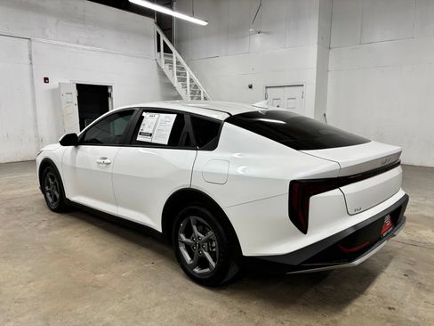 Used 2025 Kia K4 FWD image 5