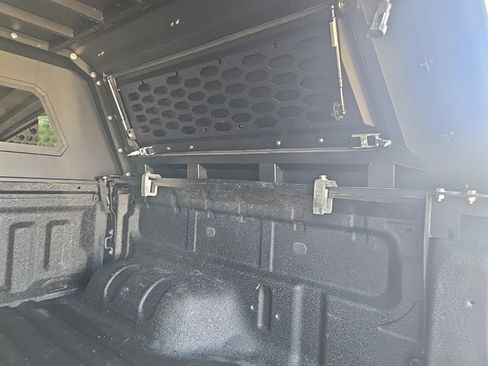 Used 2023 Ford Ranger Lariat w/ Tremor Off-Road Package image 48