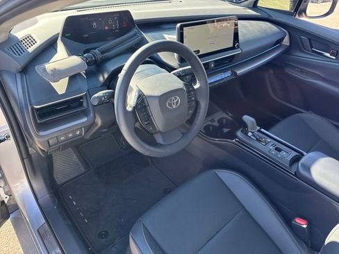 Used 2026 Toyota Prius Limited w/ Limited Premium Package image 17