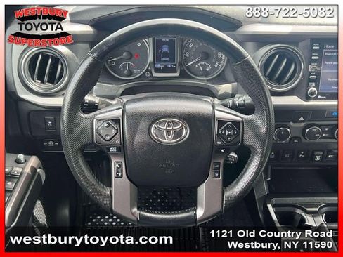 Certified 2022 Toyota Tacoma TRD Sport w/ Technology Package AWD/4WD image 17