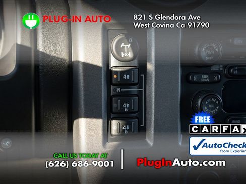 Used 2004 HUMMER H2 w/ Preferred Equipment Group image 22