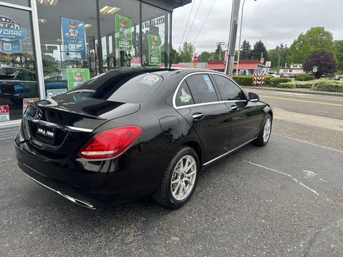 Used 2017 Mercedes-Benz C 300 4MATIC Sedan image 6