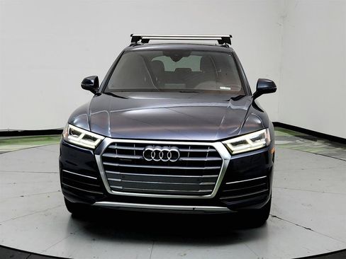 Used 2019 Audi Q5 2.0T Premium Plus w/ Premium Plus Package AWD/4WD image 2