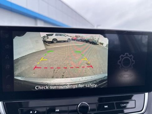 Used 2024 Nissan Altima 2.5 SV w/ SV Premium Package image 14