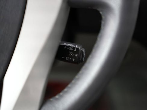 Used 2011 Toyota Prius Four w/ Solar Roof Pkg FWD image 16