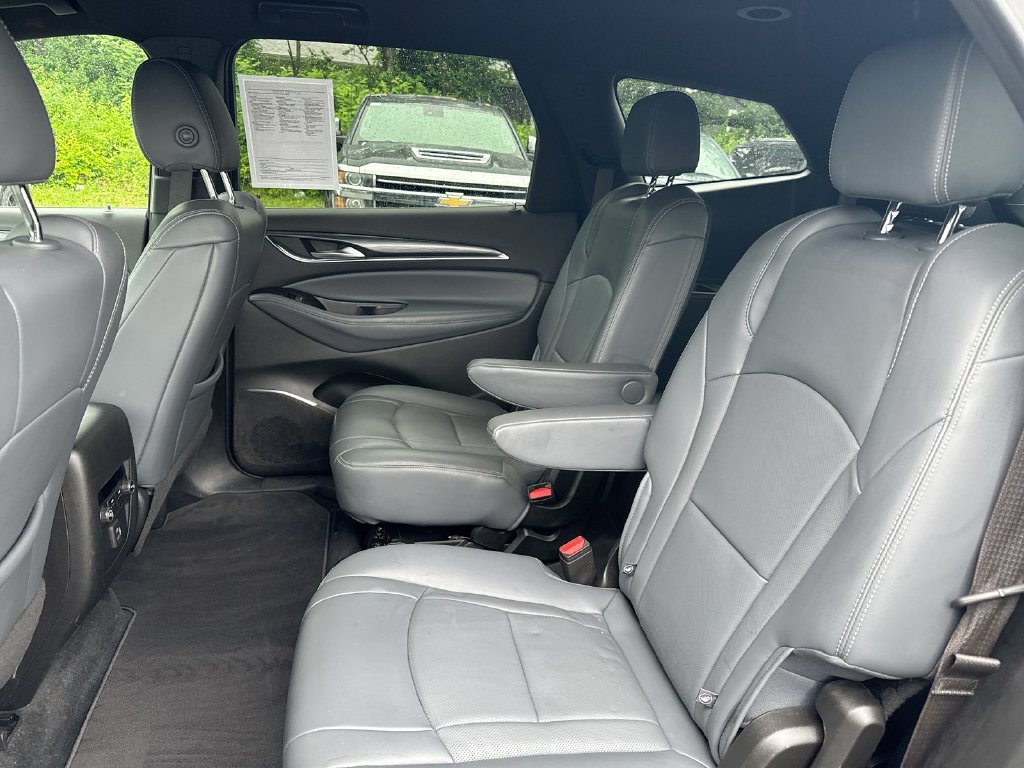 Used 2023 Buick Enclave Essence FWD image 22