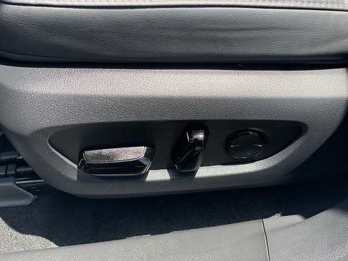 Used 2024 Lexus RX 350 Premium w/ Convenience Package FWD image 18