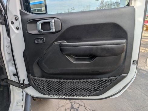 Used 2021 Jeep Wrangler Unlimited Sport image 13