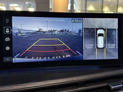 Used 2024 Hyundai Santa Fe Limited image 19