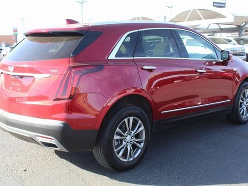 Used 2023 Cadillac XT5 Premium Luxury w/ Technology Package image 3