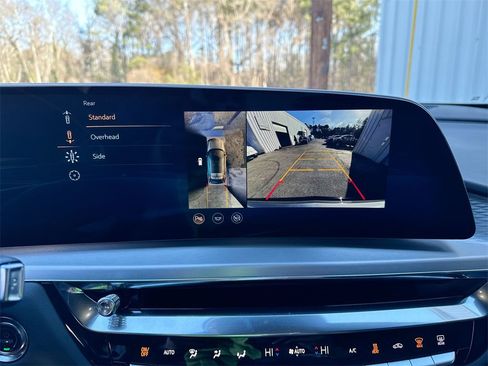 Used 2025 Cadillac Lyriq Sport image 28