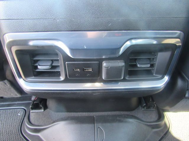 Certified 2022 GMC Sierra 3500 AT4 w/ AT4 Preferred Package AWD/4WD image 25